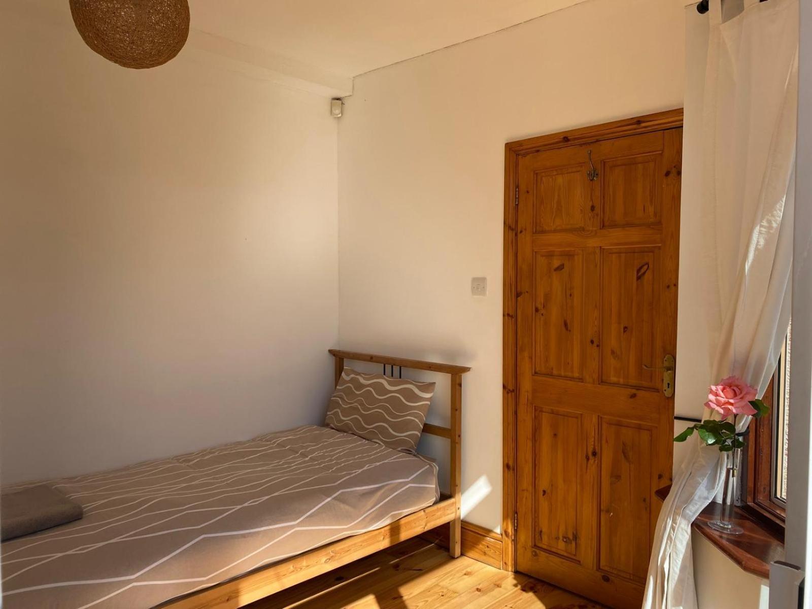 Lovely Rooms In West London Northolt  Exterior foto