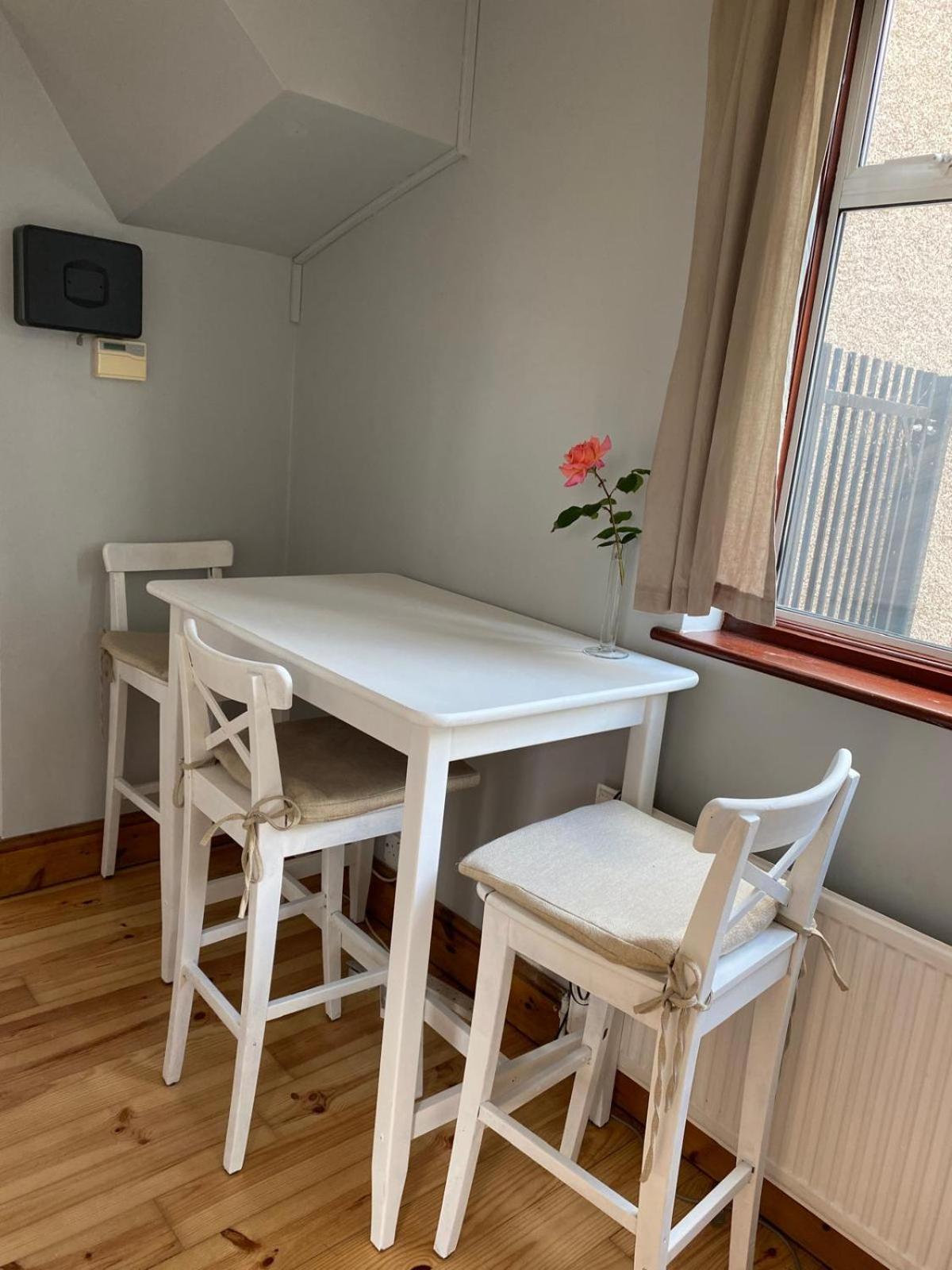 Lovely Rooms In West London Northolt  Exterior foto